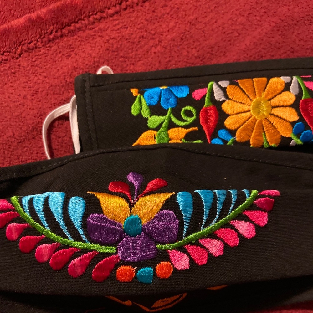 Mask - Picture 5 of 9